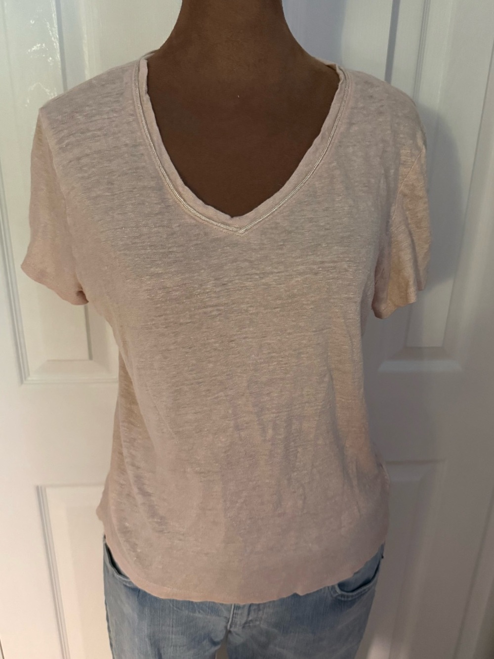 Nicole Miller 100% Linen Pale Pink with Gold Shimmer V-Neck Short Sleeve Tee